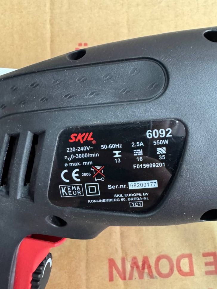 Дрель ударная F0156092AA SKIL 6092