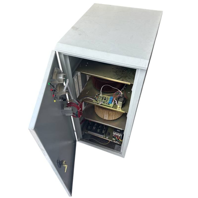 Стабилизатор напряжения (однофазный) ACH-30KVA Mateus (Аналоговый вольтметр)